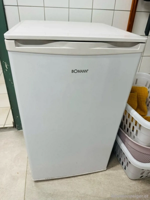 Gefriertruhe   Tiefkühler