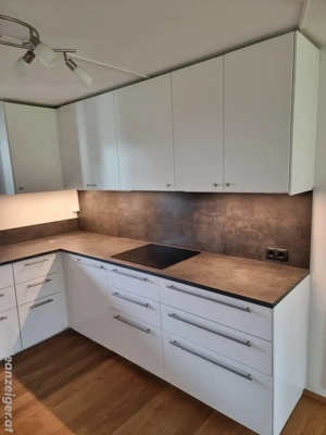 Ikea Küche mit Geräten Bild 4