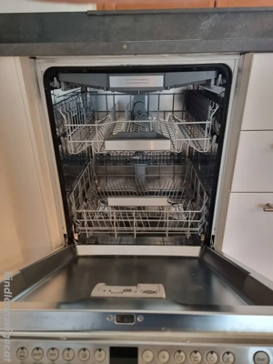 Ikea Küche mit Geräten Bild 7