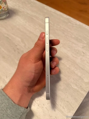 Iphone 16 Plus weiss 128gb  Bild 3