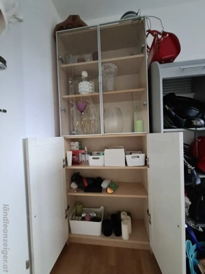 Vitrineschrank Bild 2