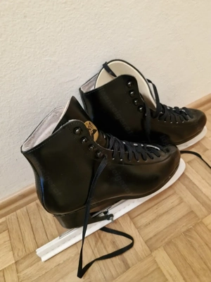 Kunstlaufschlittschuhe gr.8 -42 Bild 2