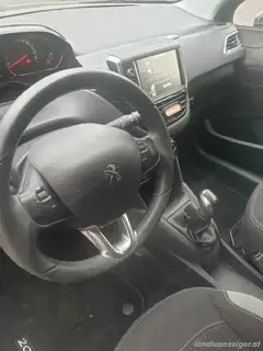 Peugeot 208 Bild 4