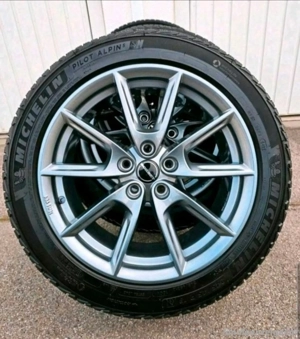 Felgen mit Winterreifen