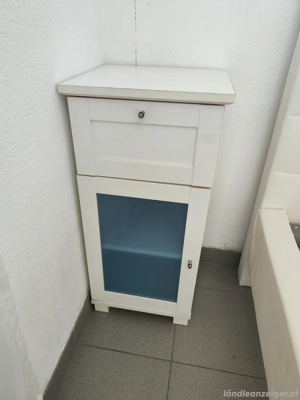 Bettgestell 140x200 ohne Matratze mit Nachtkästle Bild 5