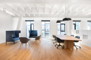 Anregendes Umfeld für neue Ideen und produktives Arbeiten in Regus Messecarree Bild 10