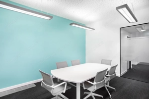 Anregendes Umfeld für neue Ideen und produktives Arbeiten in Regus Messecarree Bild 7