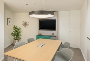 Auf Ihre Wünsche zugeschnittene Arbeitsplätze bieten wir Ihnen in Regus Icon Tower Bild 9