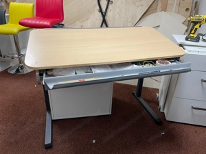 Schreibtisch Zeichentisch Bild 3