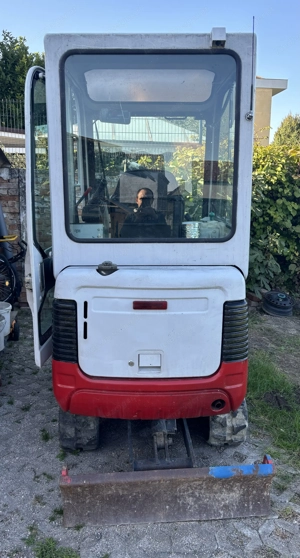 Zum verkaufen Minibagger Takeuchi tb 016 bj 2012 Bild 2
