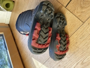 Gefütterte Stiefel, Grösse 27 Bild 2