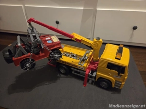 Bruder Abschlepptransporter