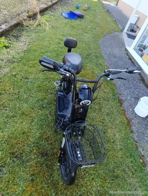 Gute Batterie und zwei Sitze