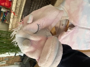 Plüschiger Einhorn Onesie (Einteiler), Grösse 146 Bild 3