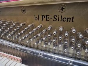 *Aktion* Yamaha Silent Klavier, b1, schwarz poliert. Kostenlose Lieferung in ganz Vorarlberg(*) Bild 2