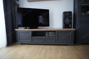 Eleganter Lowboard Bild 2