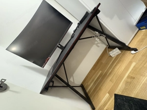 Gaming set Monitor Stuhl Tisch 