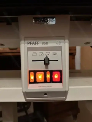 Bügelmaschine mit Dampffunktion, Pfaff 858 Bild 2