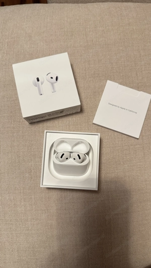 Apple AirPods 4 unbenutzt Bild 2