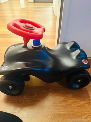 car mit sirene Bild 2