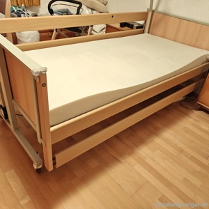 Elektrisches Pflegebett 