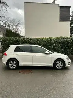 VW Golf 7 Lounge 1,2 TSI Bild 2