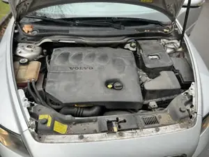 Volvo S40 2,0 D Momentum Bild 7