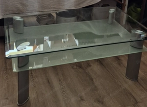 Wohnzimmertisch aus Glas