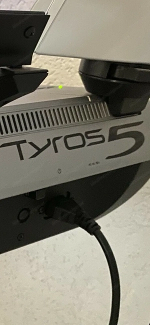 Yamaha Tyros 5, Boxen und original Ständer Bild 3