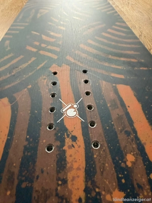 snowboard slash Bild 2