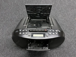 Sony CD Kassette Radiorekorder Bild 4