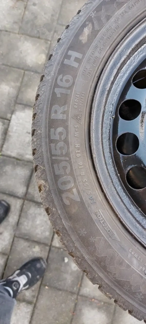 4 Stk gebrauchte Winterreifen 205   55 R16 91H Semperit Speed-Grip 5 auf Stahlfelgen Bild 3