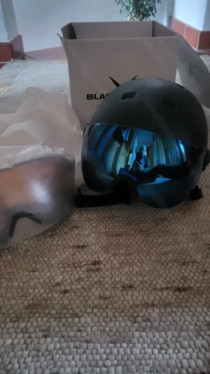 Skihelm mit Visier