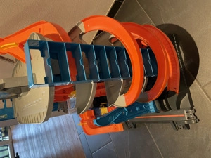 Ultimate Garage Hot Wheels