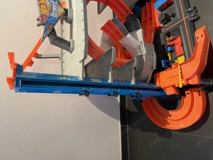 Ultimate Garage Hot Wheels Bild 4