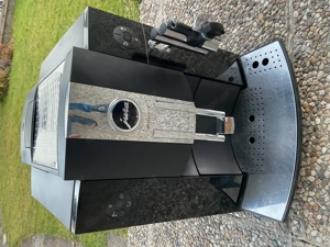 Jura Impressa C9 Kaffeevollautomat Bild 2