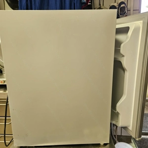 Kühlschrank von Klarstein  - bei wenig Platz oder als Zweitkühlschrank für den heißen Sommer! Bild 2