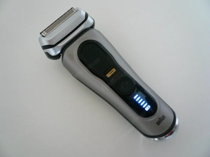 Braun Series 9 Pro+ 9565cc mit Reinigungsstation, OVP * TOP * Bild 3