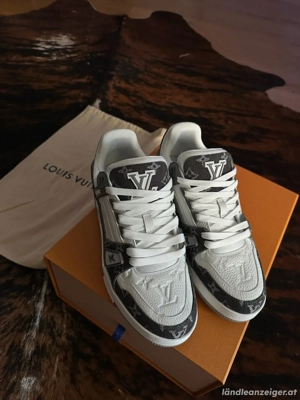 Louis Vuitton Sneaker Bild 3