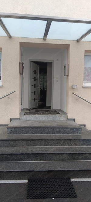 Vermiete Schöne 2 Zimmerwohnung Bild 2