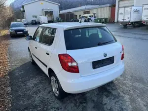 Skoda Fabia 2, frisch Vorgeführt, Garagengepflegt, Servicegepflegt, 8fach-Bereifung,  Bild 3