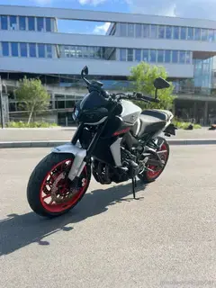 Yamaha MT 09 Bild 3