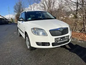Skoda Fabia 2, frisch Vorgeführt, Garagengepflegt, Servicegepflegt, 8fach-Bereifung,  Bild 6