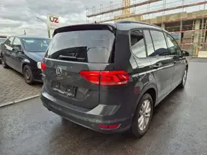 Volkswagen Touran Bild 12