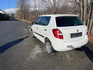 Skoda Fabia 2, frisch Vorgeführt, Garagengepflegt, Servicegepflegt, 8fach-Bereifung,  Bild 7