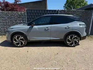 Nissan Qashqai 1.3 48V Carplay LED Klimaauto SHzg S.Key R.Cam ... Bild 2