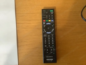 Sony Farbfernseher mit  Fernbedienung Bild 4
