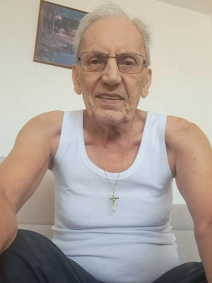 welcher junge lutscht sehr gerne Bild 2