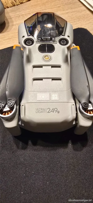 DJI Mini 4 Pro Fly More Combo Drohne (RC2) Smart Controller Bild 7