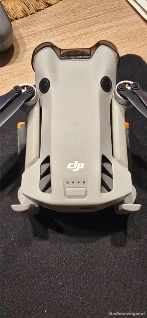 DJI Mini 4 Pro Fly More Combo Drohne (RC2) Smart Controller Bild 6